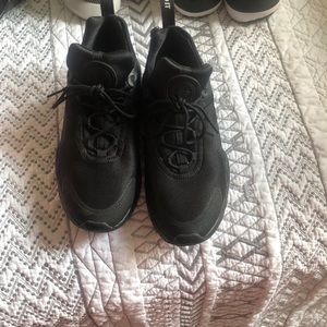 Nike Huarache City Move sneakers